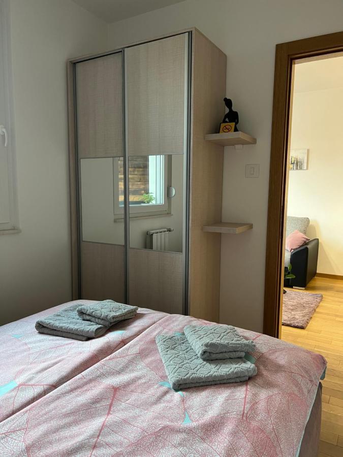 Apartment Luxe Nine Нови-Сад Экстерьер фото